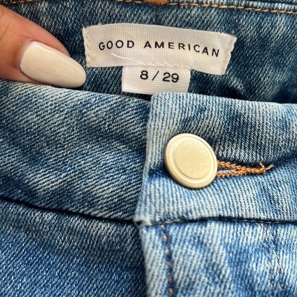 Good American Good Classic Jeans - Picture 7 of 9